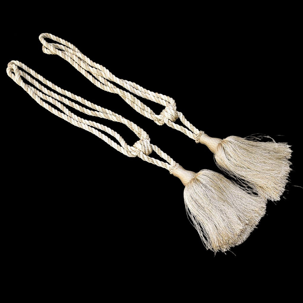 2 embrasses pompon gland de clé cordon beige passementerie pour rideau