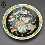 Assiette Japonaise noire jaune fleuri collection signée Yamatoku Japon Meiji ancienne