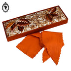 Boîte à gants foulard orangé rectangulaire carton tissu avec un foulard vintage