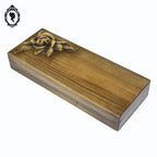 Boite longue rectangulaire en bois motifs sculptée de fleur art populaire