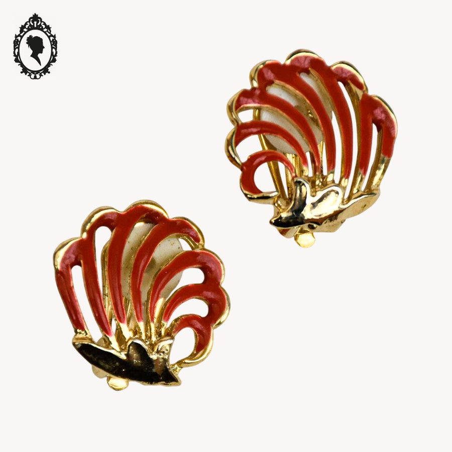 Boucles d’oreille métal doré et rouge forme coquillage à clips vintages