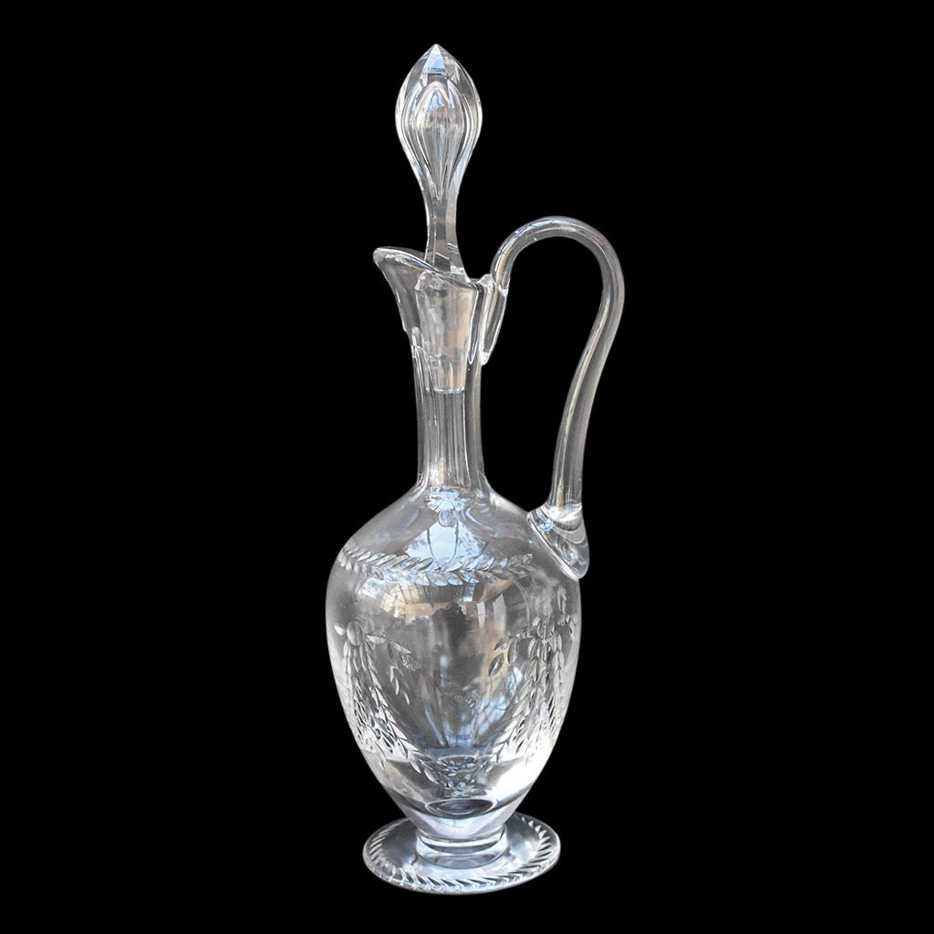 Carafe ancienne bec anse aiguière en cristal blanc à relief vintage