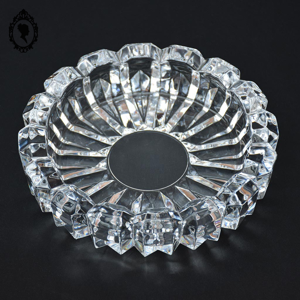 Cendrier en cristal ciselé blanc épais rond D 16 cm vintage