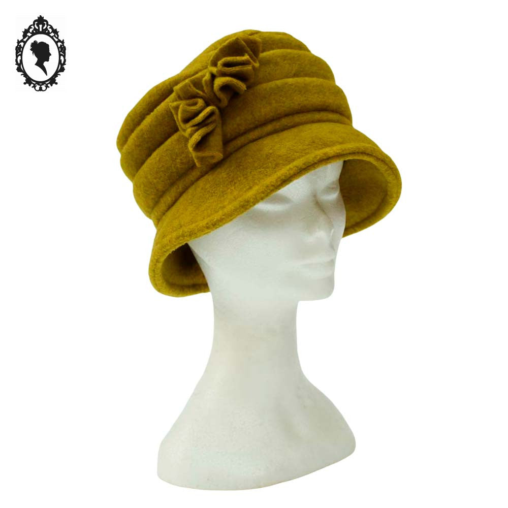 Chic Chapeau femme polaire vert jaune forme cloche NEUF Taille S M 55 - 56 cm