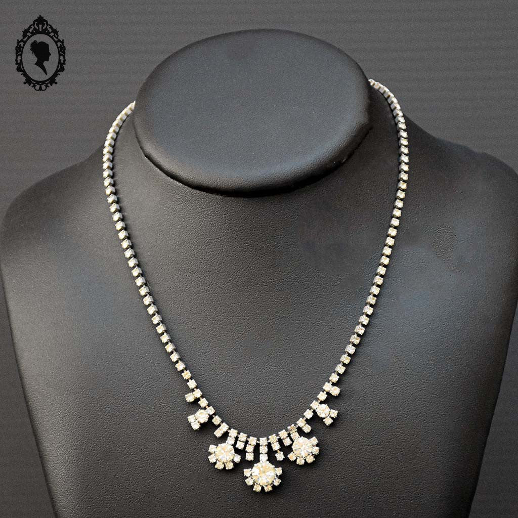 Chic collier de princesse strass faux diamants métal gris vintage