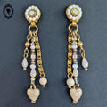 Chic paire de boucles d’oreilles percées pendantes beige doré bijoux Statu Quo