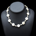 Collier ras de cou perles de nacre plates et rondes beige vintage