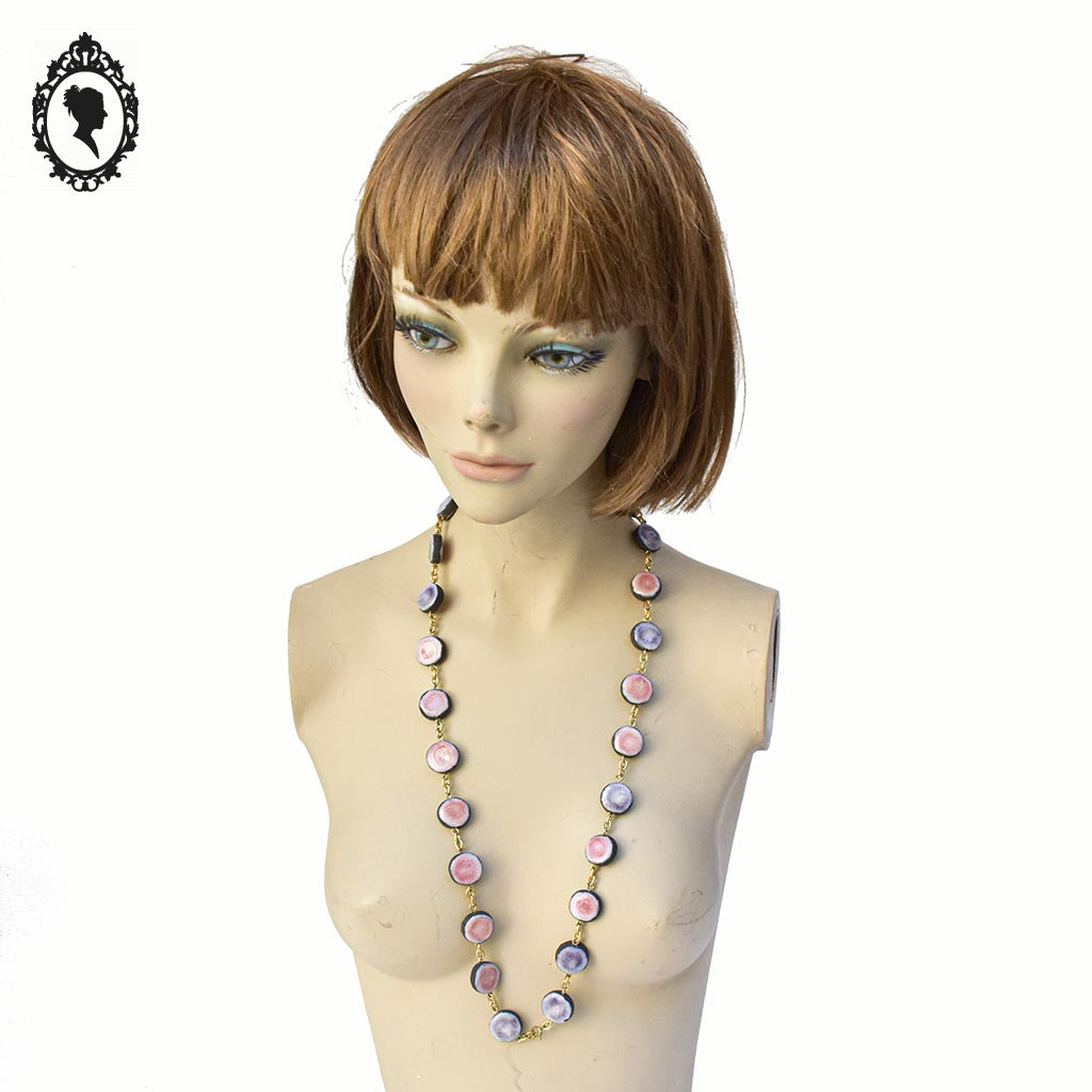 Collier sautoir perle plate porcelaine rose violette noir doré vintage