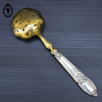 Cuillère à sucre saupoudreuse ou couvert ajouré en argent et vermeil doré ancien