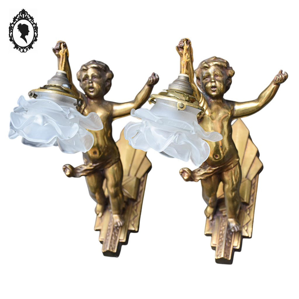 Deux appliques murales à 1 lampe ange chérubin bronze doré et pâte de verre Art déco