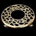 Élégant porte plante laiton doré rond ciselé ajouré sur 3 roulettes vintage ancien