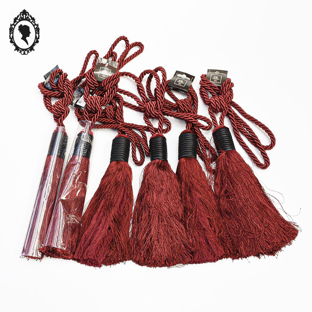 Grosse embrasse pompon gland de clé cordon rouge bordeaux passementerie pour rideau style Houles neuf
