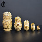 Matriochkas 5 poupées Russes gigognes bois naturelle doré argent