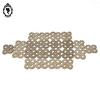 Napperon allongé original en crochet ancien vintage fait main teint beige taupe 68 x 31 cm