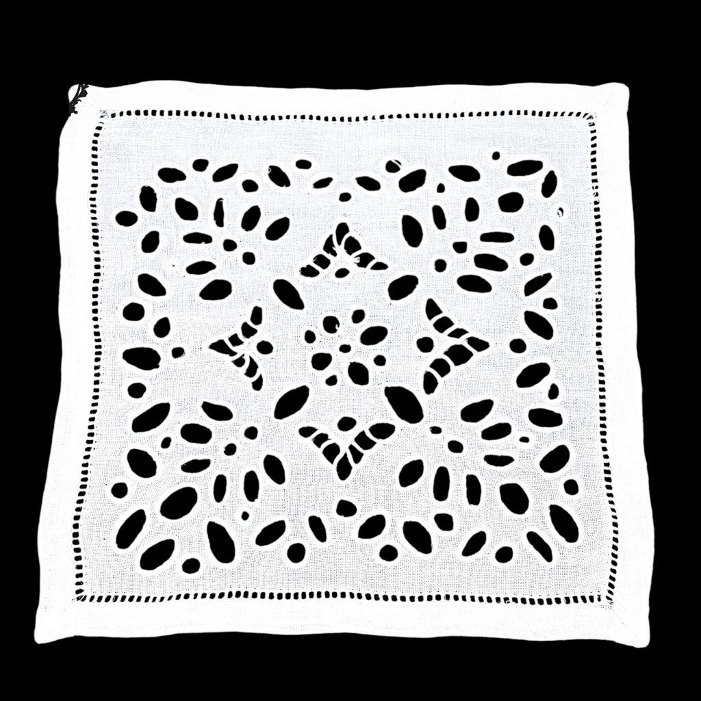Napperon brodé lin blanc Richelieu carré 20 cm fait main vintage