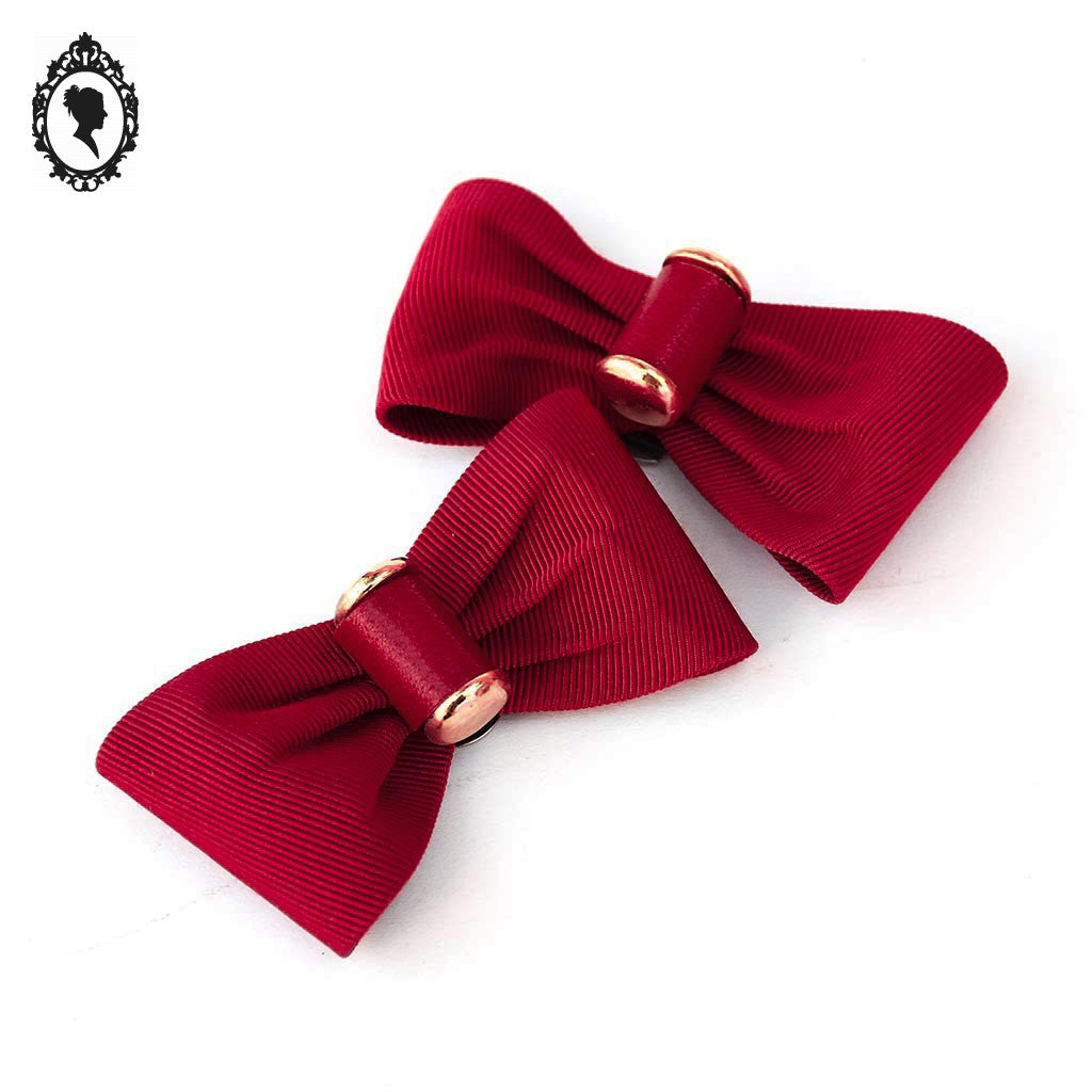 Paire de boucles clips pince pour chaussure nœud rouge tissu satiné vintage