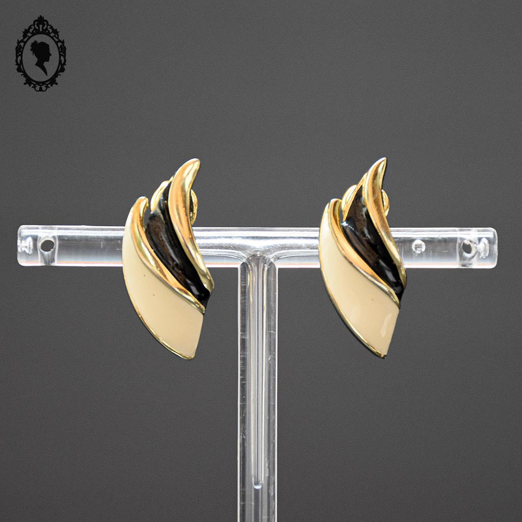 Paire de boucles d’oreilles métal doré noir beige clips bijoux vintage