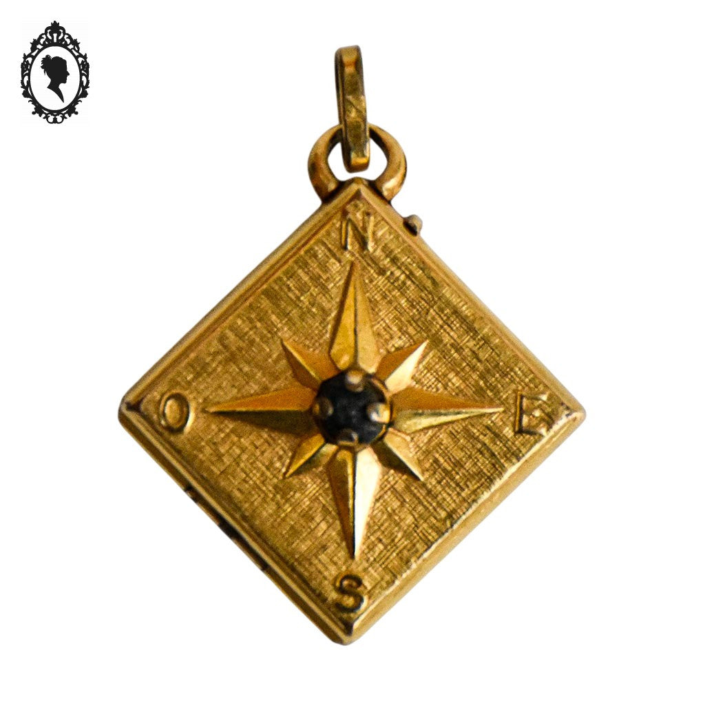 Pendentif croix points cardinaux Nord Ouest Est Sud qui s’ouvre porte photo relique vermeil pierre noire bijou vintage ancien