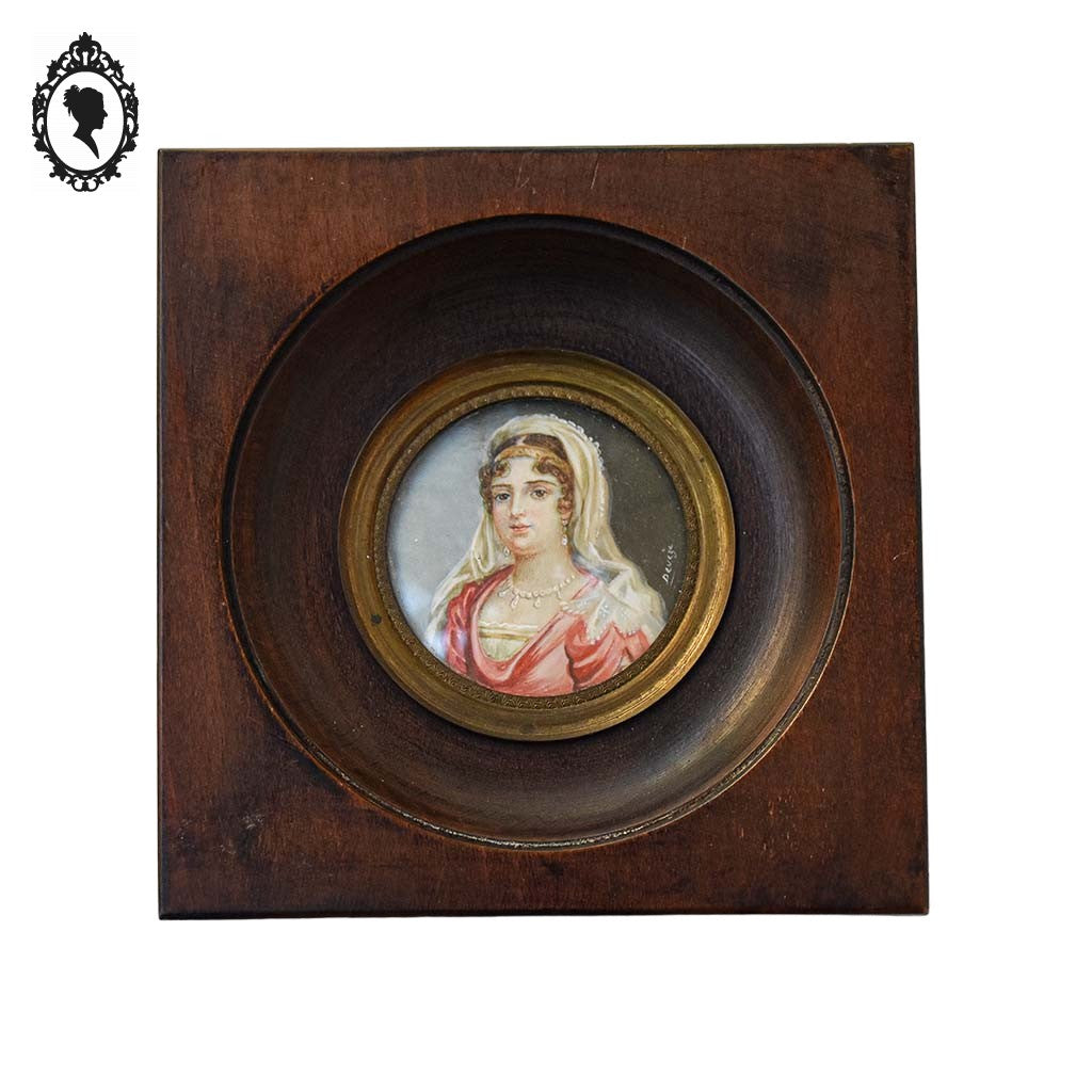 Petit cadre miniature portrait médaillon femme sur ivoire signé Deveze ancien