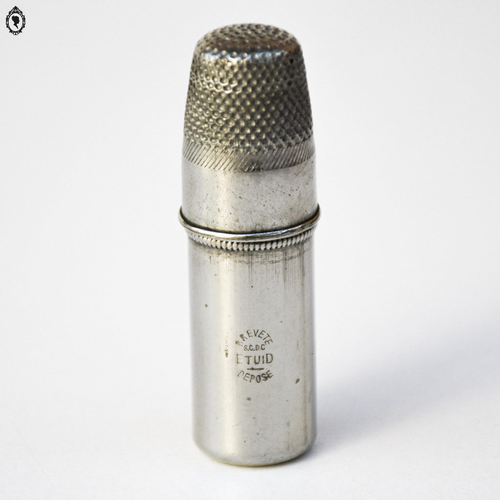Boite nécessaire de couture de voyage, de poche 2 fils, dé, porte aiguille ancienne  vintage