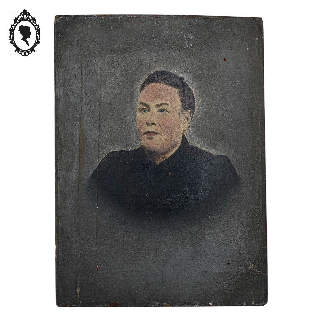 Photo rehaussée en peinture ancienne portrait d’une femme sur bois