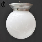 Plafonnier lustre globe rond blanc boule opaline vintage 1950