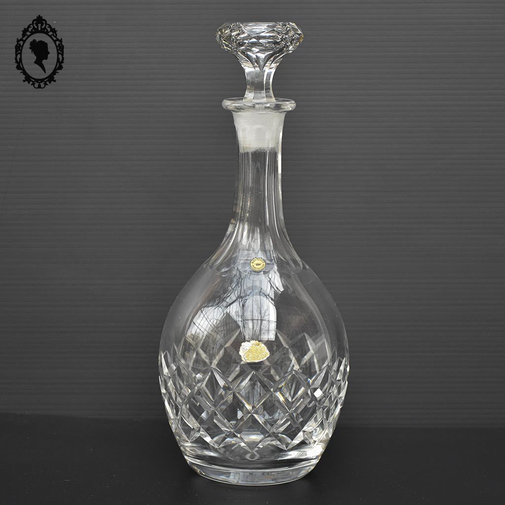 Ravissante carafe ancienne en cristal avec bouchon diamant taillée main Art Déco