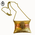 Sac soirée aumônière laiton cuivre forme oreiller coussin ancien vintage chaînette