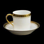 Tasse et sous tasse porcelaine blanche or décor croix G. D et C Limoges France