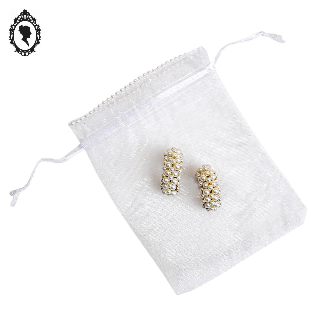 Boucles d’oreilles chic à clips demi créole petites perles de culture fantaisie bijoux vintage