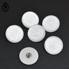Lot 6 boutons ronds en plastique blanc à relief vintage D 2 cm