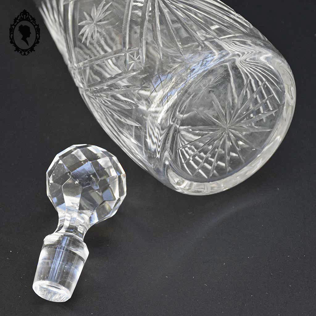 Carafe à liqueur ancienne verre avec bouchon diamant taillé cristal monture argent