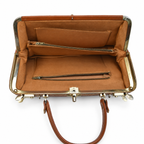 Sac à main vintage en cuir cognac à fermoir métallique et poches frontales