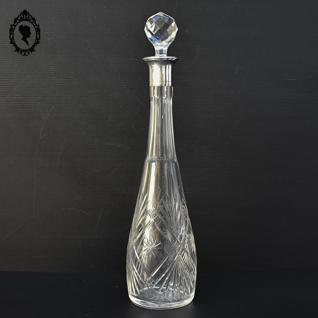 Carafe à liqueur ancienne verre avec bouchon diamant taillé cristal monture argent