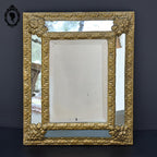 Miroir mural à parclose métal repoussé doré ancien Napoléon III H 47 cm