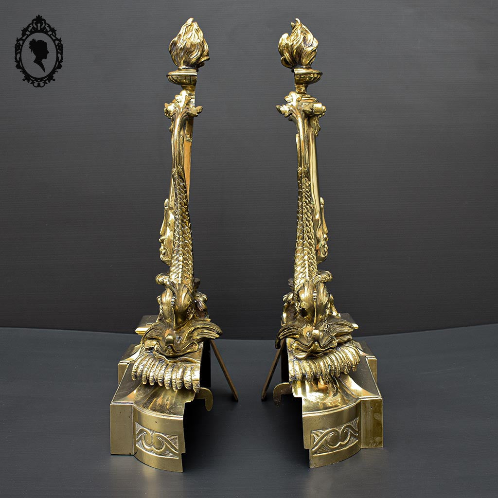 Élégant défenseur de cheminée chenets barre bronze doré chimère dauphin serpent de mer poisson ancien