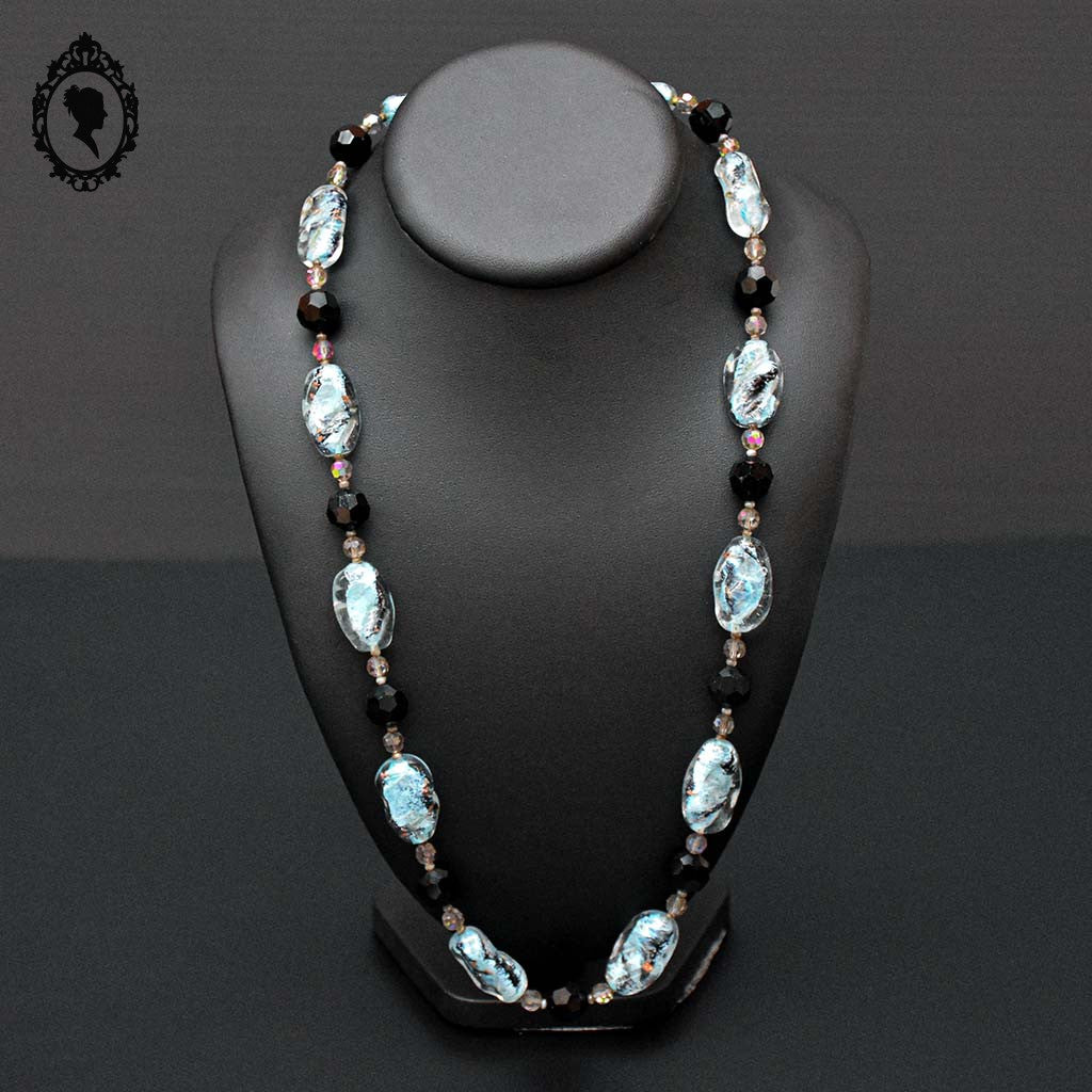 Élégant long collier perles de verre vénitien Murano bleu noir vintage ancien