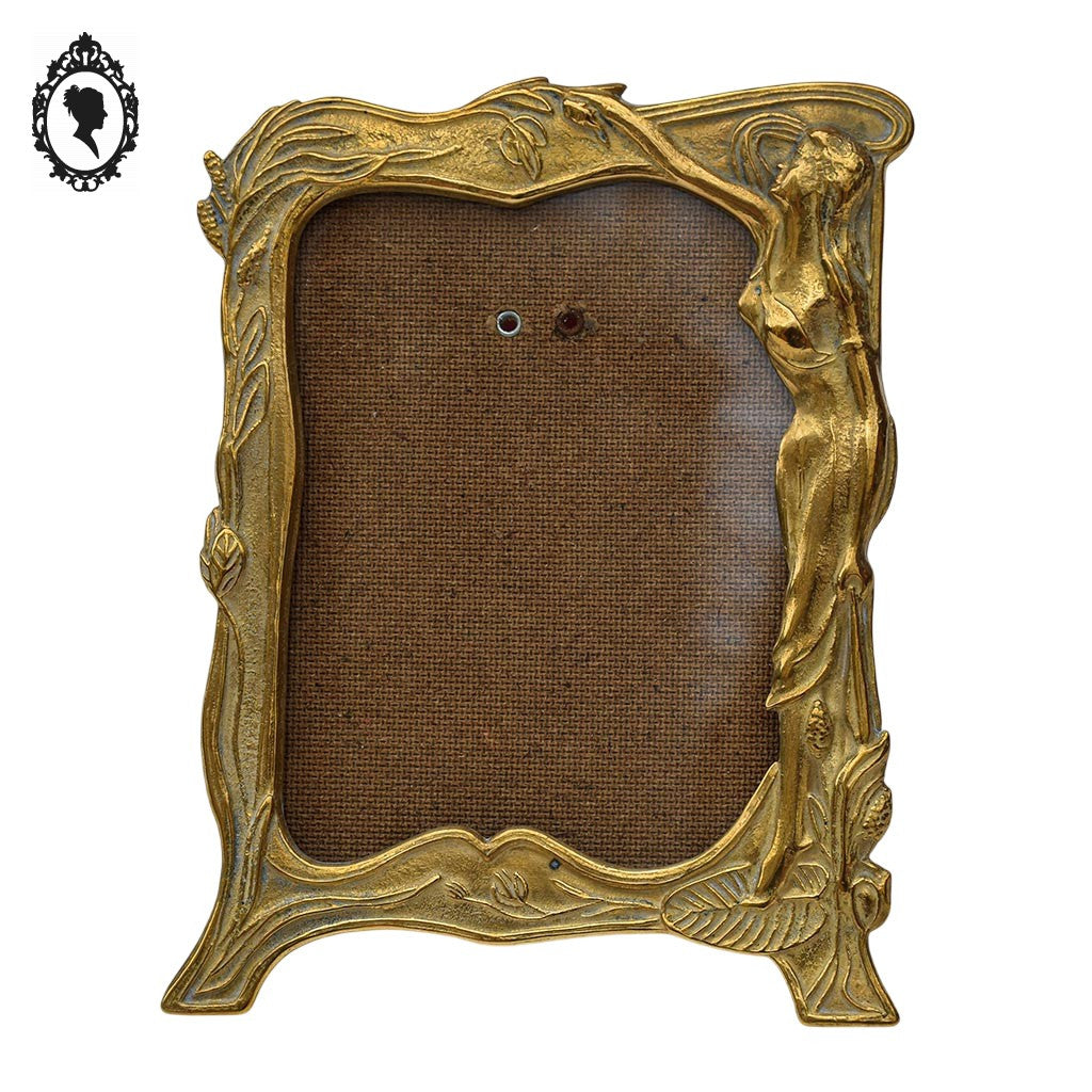 Cadre doré pour photo carte postal à poser en laiton style art nouveau