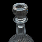 Carafe en cristal ciselé simple et chic