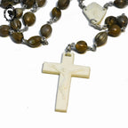 Chapelet rosaire perles de noyaux gris marron glacé