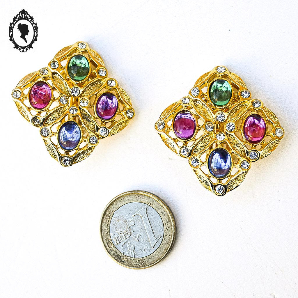 Boucles d’oreilles clips métal doré losange perles cabochon vintage