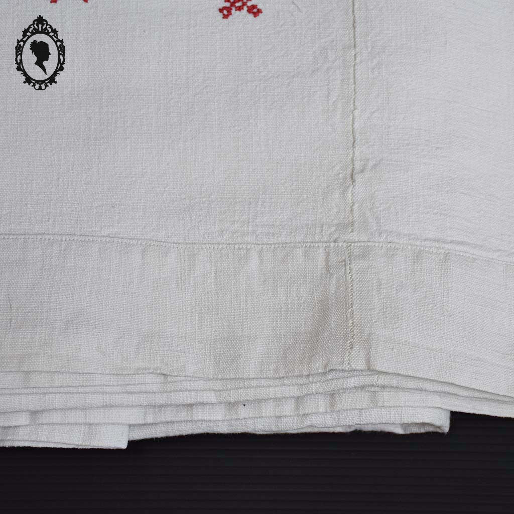 Drap ancien lettre monogramme rouge GV coton lin épais 183 x 280 cm