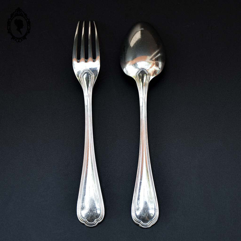 Ensemble 2 couverts enfant ou dessert Chritofle métal argenté dans écrin