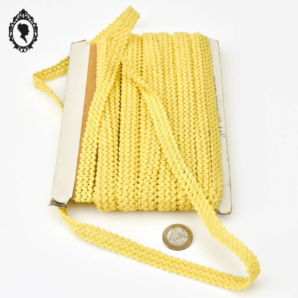 Galon jaune poussin coton ajouré L 1,3 cm 18 m passementerie vintage pop