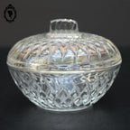 Jolie bonbonnière ronde verre blanc à relief vintage
