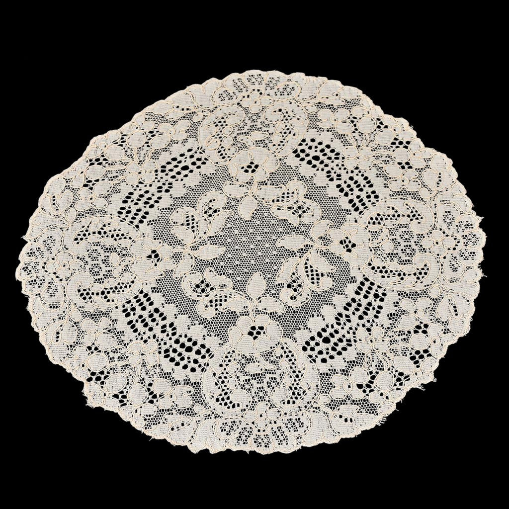 Linge de table brodé napperon ovale dentelle crème vintage