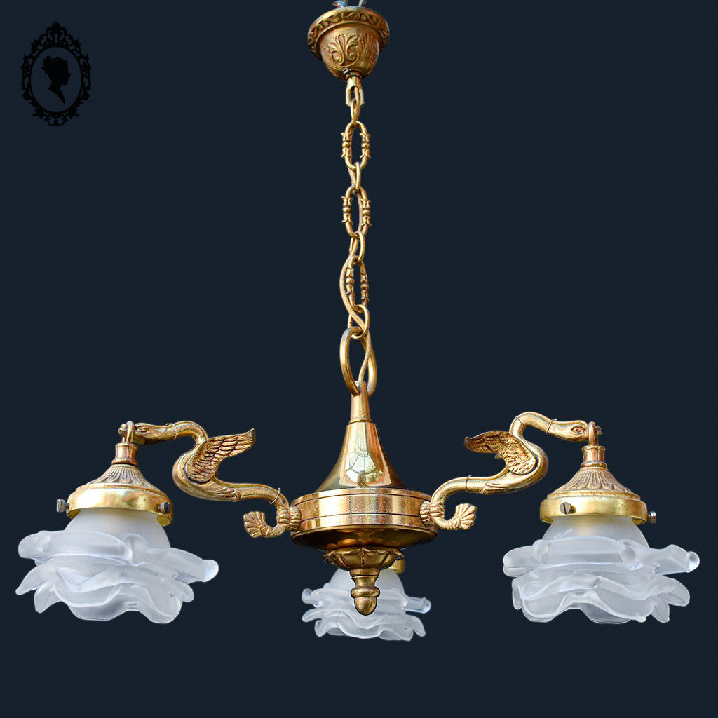Lustre plafonnier bronze chimères 3 lumières 3 roses pâte de verre blanc doré ancien