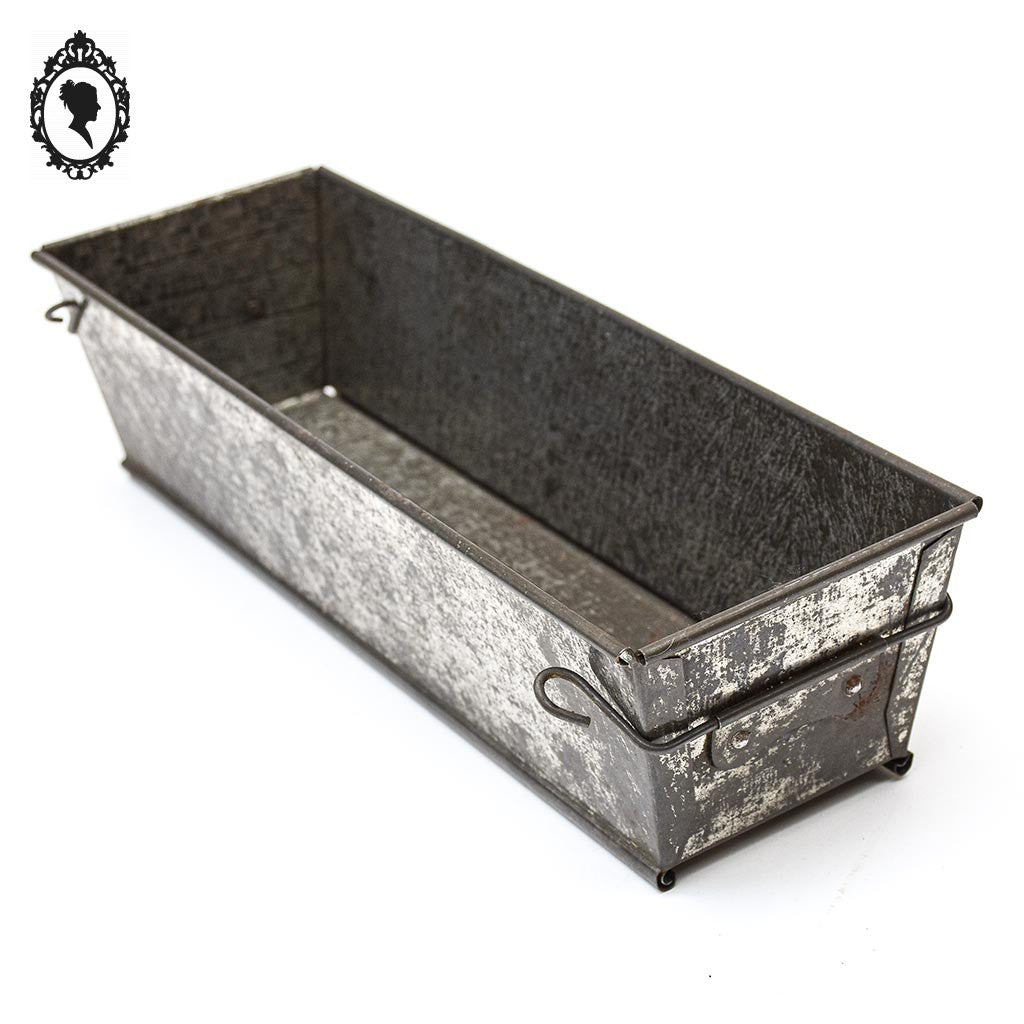 Moule à gâteaux à cake long en fer blanc gris vintage ancien