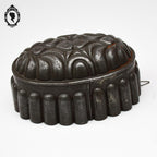 Moule à gâteaux cake en fer blanc gris ovale ancien