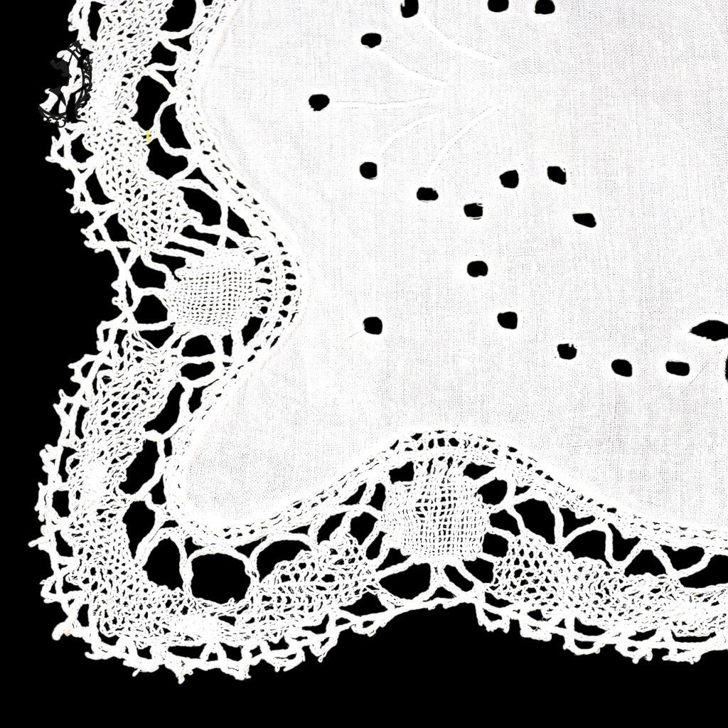 Napperon brodé blanc Richelieu rectangulaire 47 x 32 cm fait main vintage